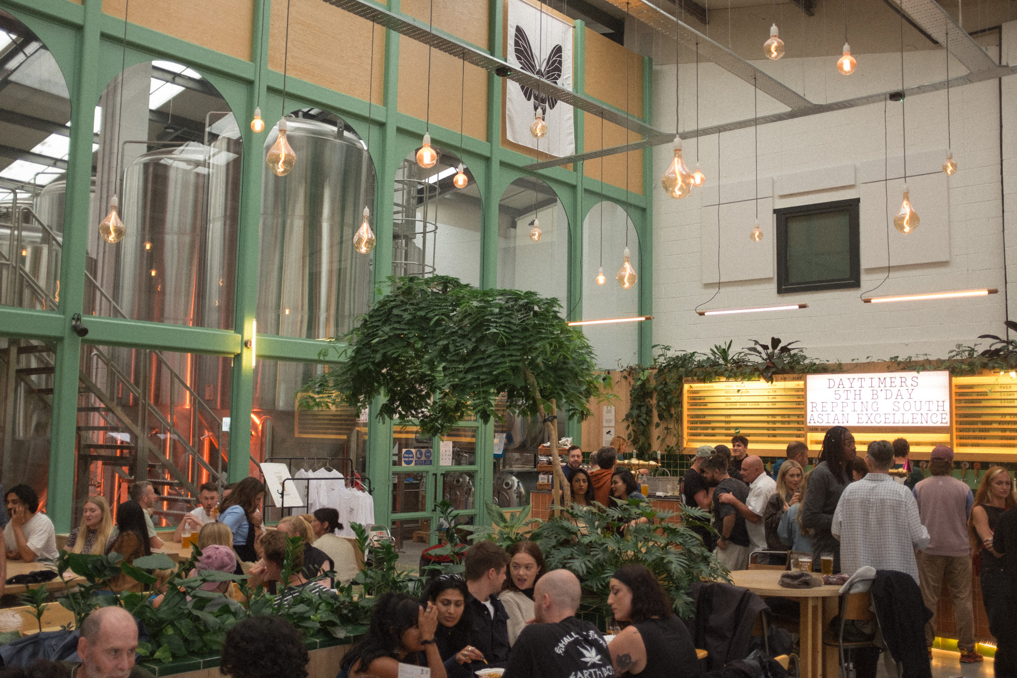 overview of wiper and true tap room